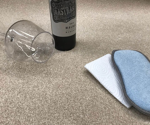 https://static.myvictoria.co.uk/assets/images/vcl-static/tiles/wine-glass-and-sponge.jpg